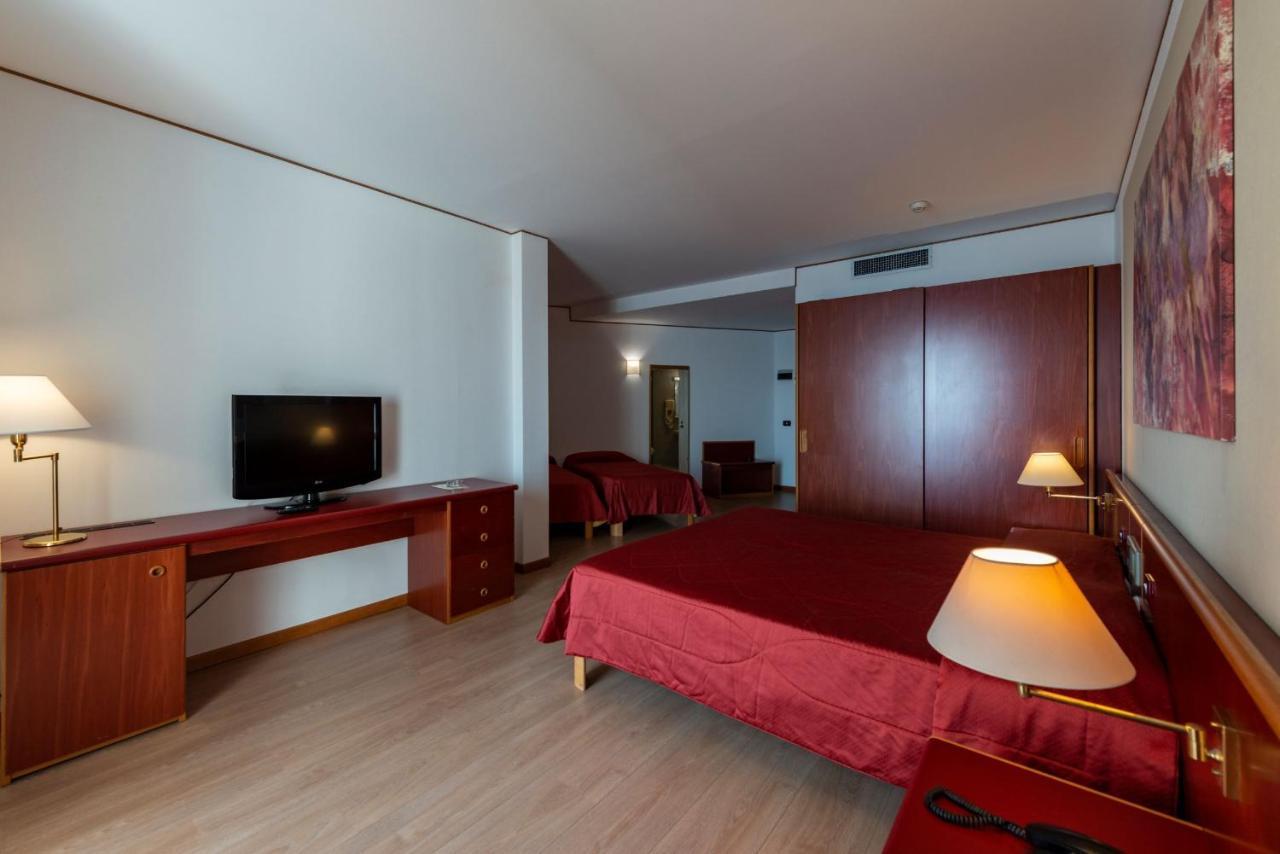 Hotel Torre Normanna Altavilla Milicia Exterior photo